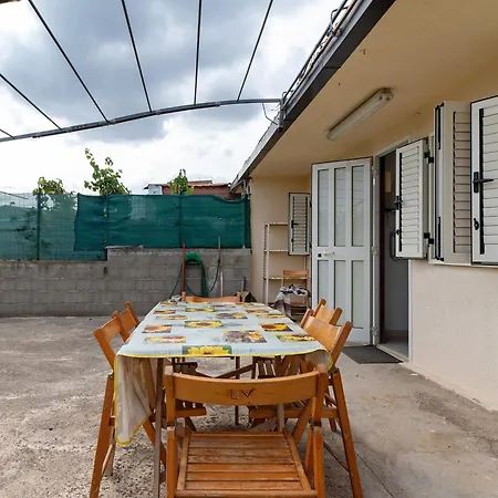 Casa vacanze By The Sea